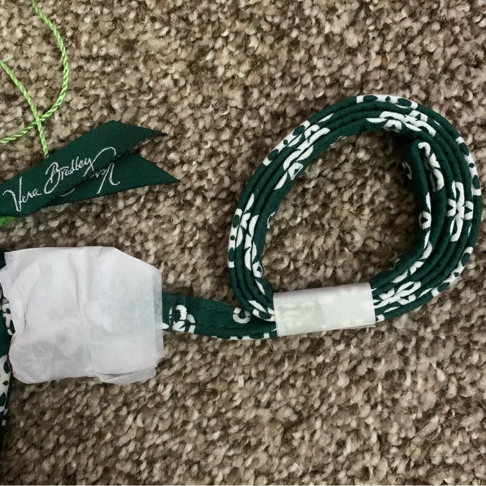 NWT Vera Bradley Oregon Zip Id Lanyard Card Holder